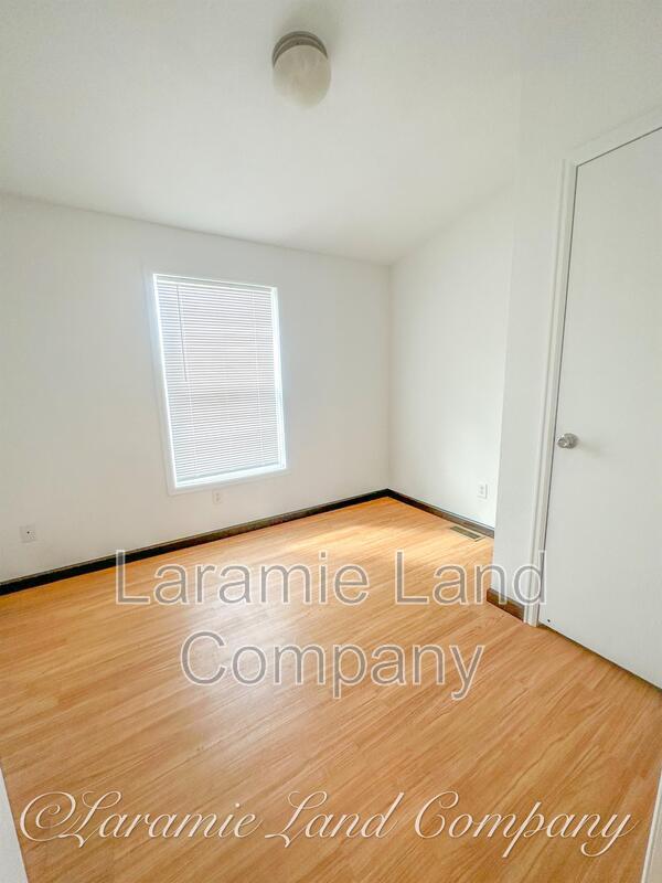 Photo - 388 N Buchanan St