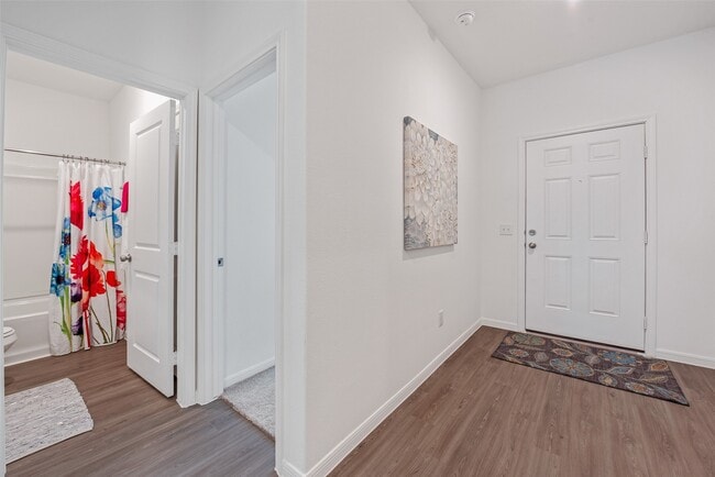 Photo - 332 Appaloosa Dr