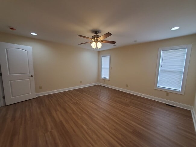Photo - 235 J Brown Rd