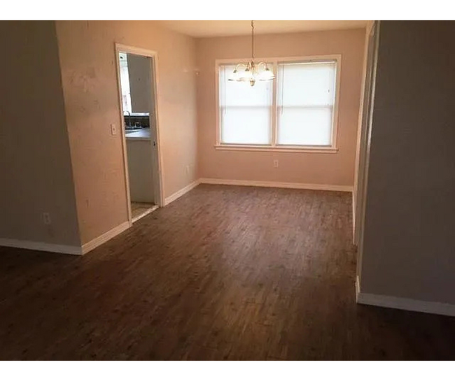 Photo - 2606 42nd St