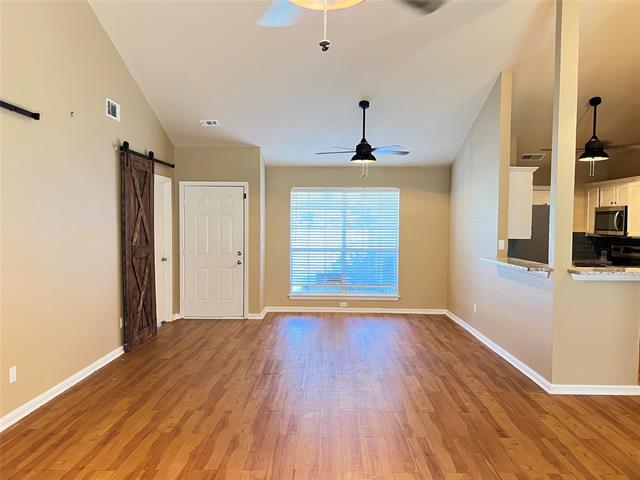 Photo - 631 Stagecoach Dr