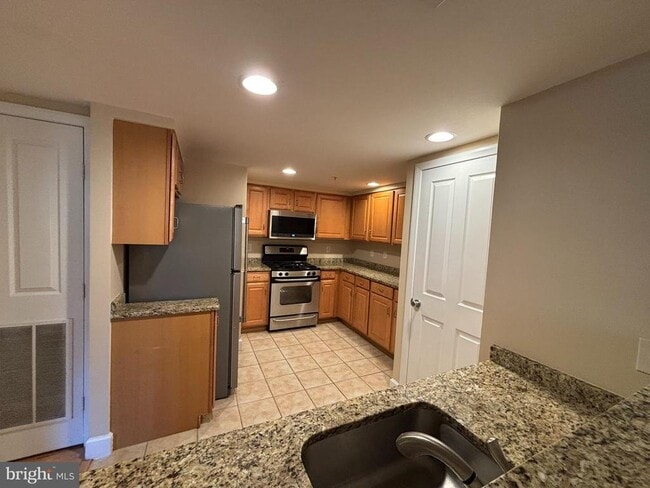 Photo - 1201 N Garfield St Unit 519