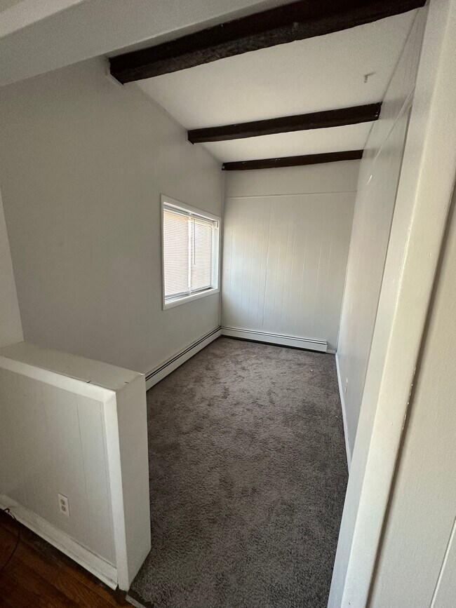 Front room/office - 33 George St Unit 1