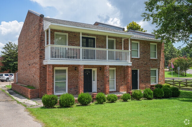 Photo - Canterbury Gardens