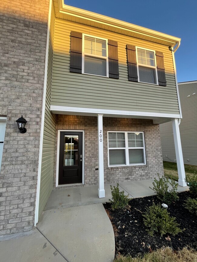 Photo - 200 Paisley Reece Ln