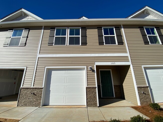 Photo - 105 Knob Ln Townhome