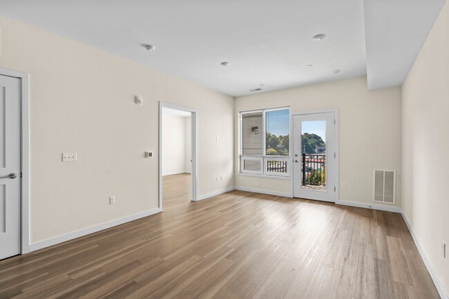 Photo - The Overlook Apartments