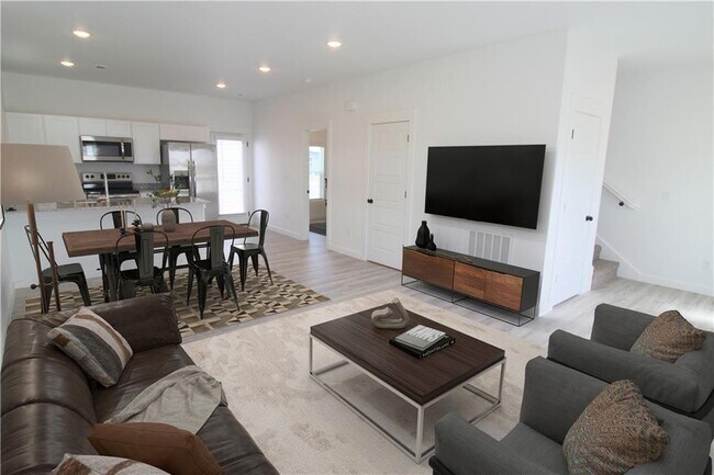 Photo - 1041 Kentucky Ave