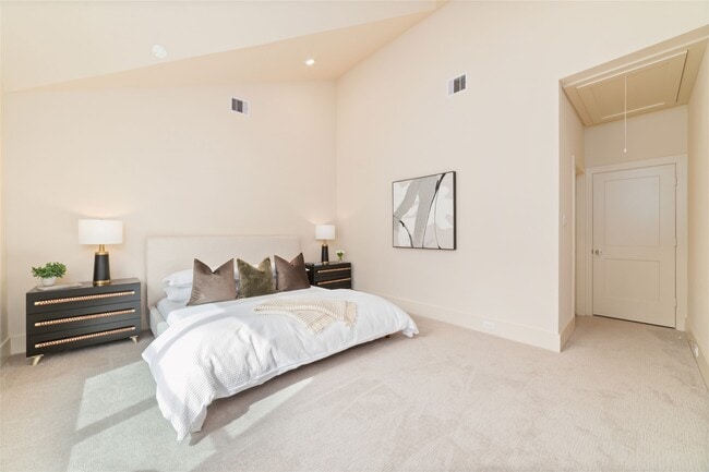 Building Photo - 861 Rachel St