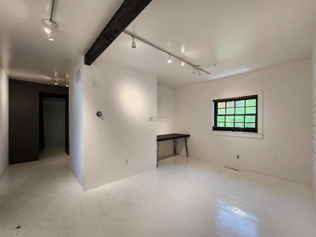 Building Photo - 335 Otero St Unit Apt 1
