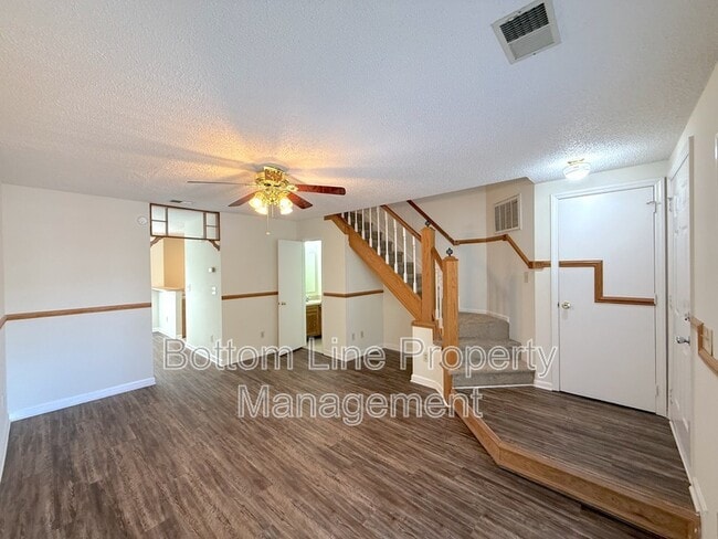 Photo - 6330 Windsor Gate Ln