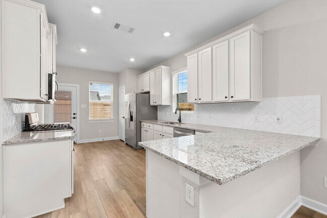 Photo - 1111 Whispering Winds Dr