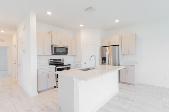 Photo - 8618 Via Mar Via