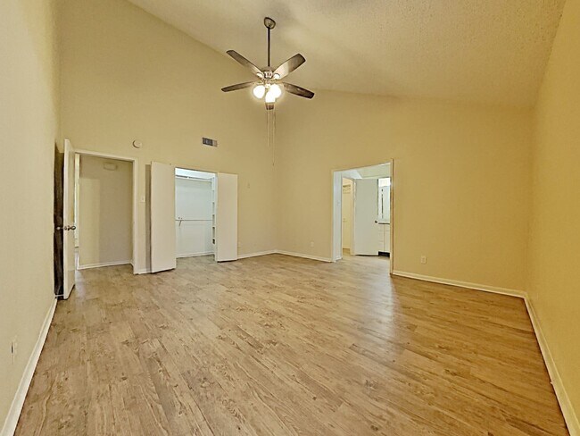 Photo - 13406 Meisterwood Dr