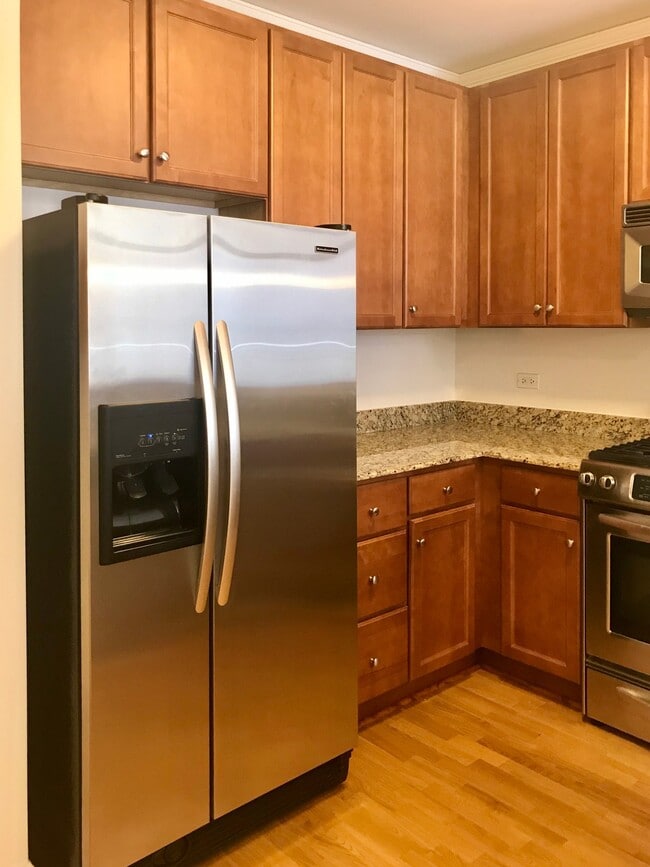 Photo - 450 E Waterside Dr Unit 407