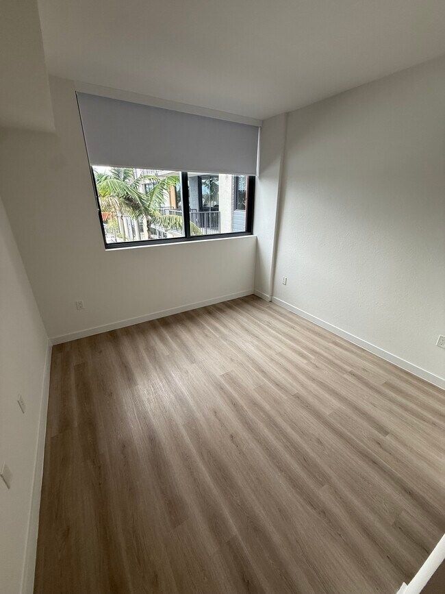 Photo - 3841 NW 12th St Unit B3