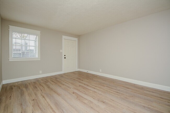 Photo - 1305 Adams St
