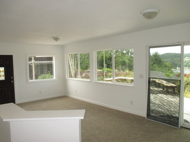 Photo - 3918 Rosedale St NW