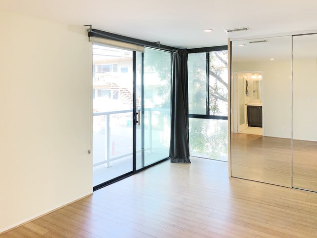 Photo - 1 Buccaneer St Unit 1