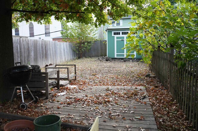 Photo - 40 Van Reypen St