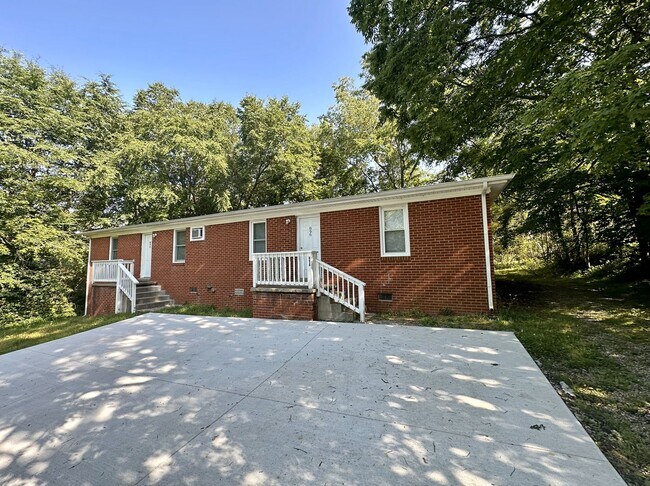 896 Locust Dr Unit 896