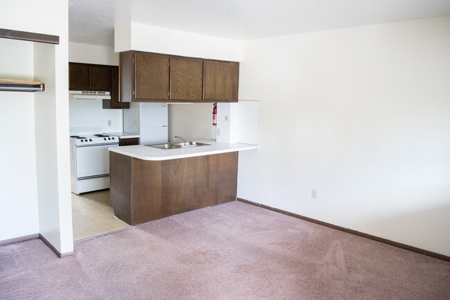 Photo - Eastgate Apartments