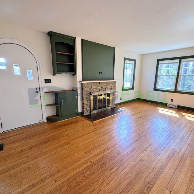 Photo - 8533 Circle Dr