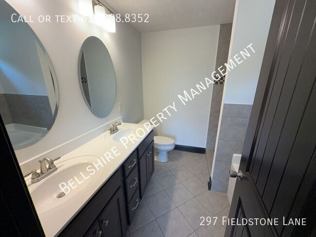 Photo - 297 Fieldstone Ln