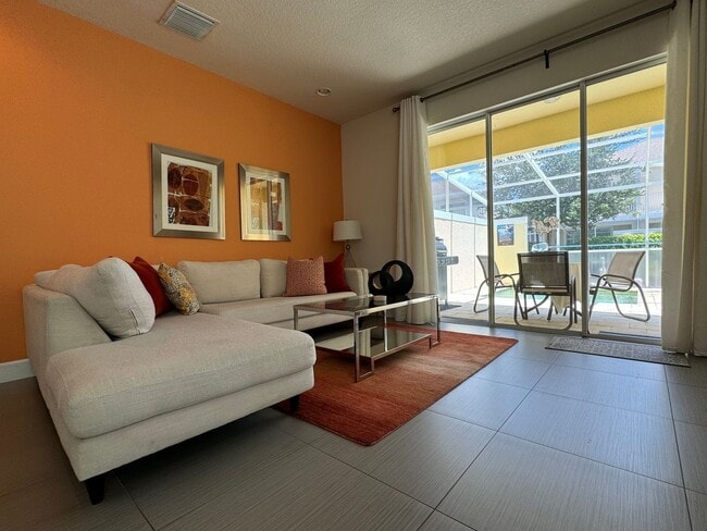 Photo - 1641 Retreat Cir