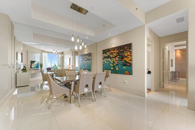 Photo - 15811 Collins Ave Unidad 3605