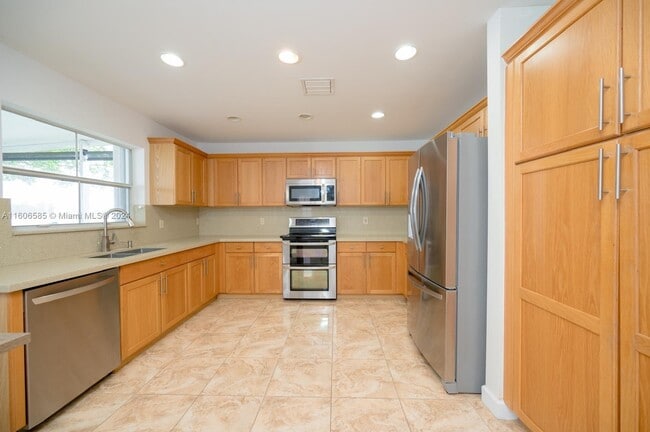 Photo - 1898 NW 208th Way