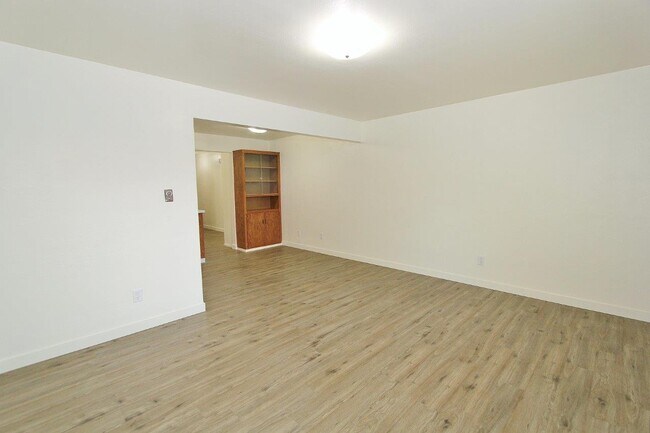 Photo - 1407 Ellis Ave