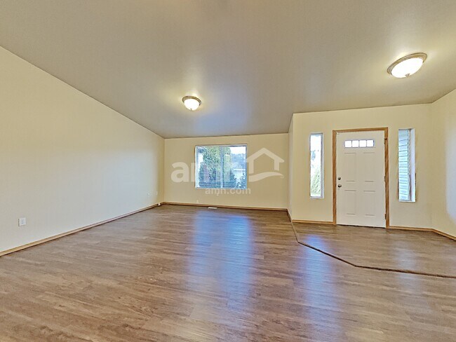 Photo - 111 Tacoma Ave NW