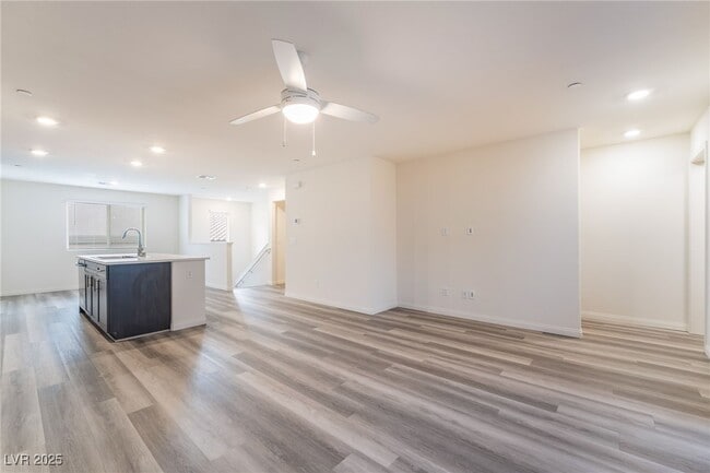 Photo - 6858 Truffle Gray St