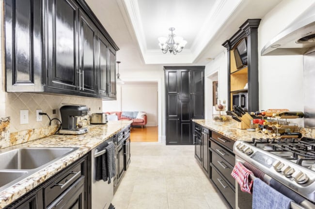 BEAUTIFUL Home For Rent in St Petersburg! WITH A POOL!