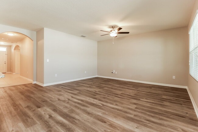 Photo - 3767 Bramblewood Loop