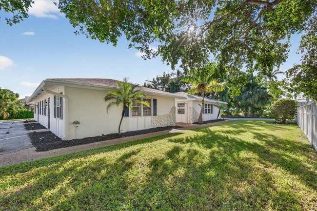 Photo - 800 Tropic Isle Dr Unit D