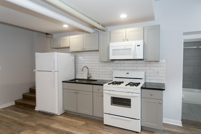 Photo - 4828 W Addison St Unit 6H