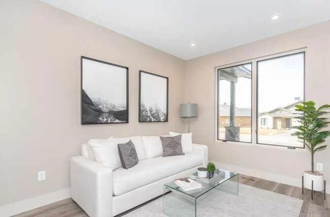 Photo - 1 bedroom condo, located steps from all of Black Bull's incredible amenities