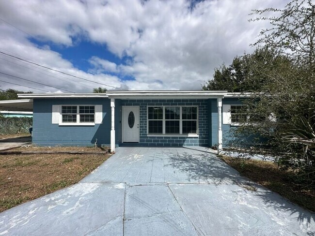 Building Photo - 9401 88th Way N Rental
