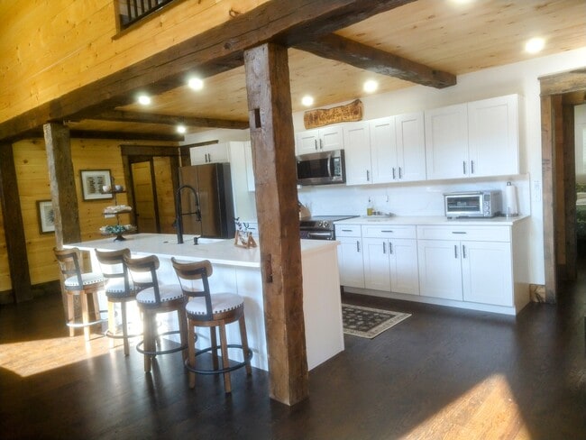 Photo - 63 Redwood Ln