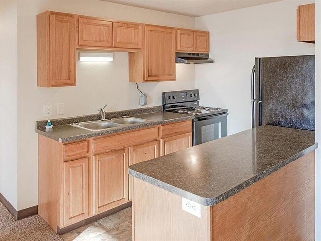 Building Photo - 1420 6th Ave S Unit 104