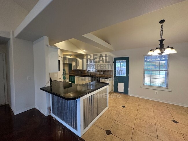 Photo - 2513 Stardust Ln