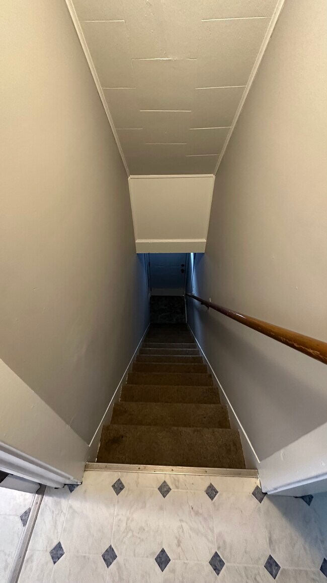 Staircase Entry - 610 Charles St