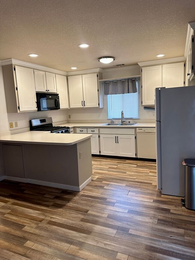 Photo - Beautifully maintained home located in a desirable Anderson neighborhood