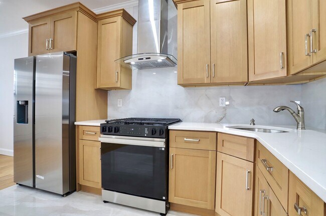 Photo - 915 Central Ave Unit 2