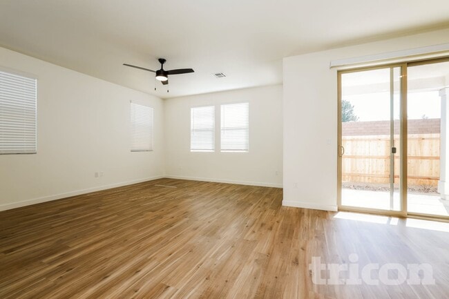 Photo - 772 Desert Sage Ct