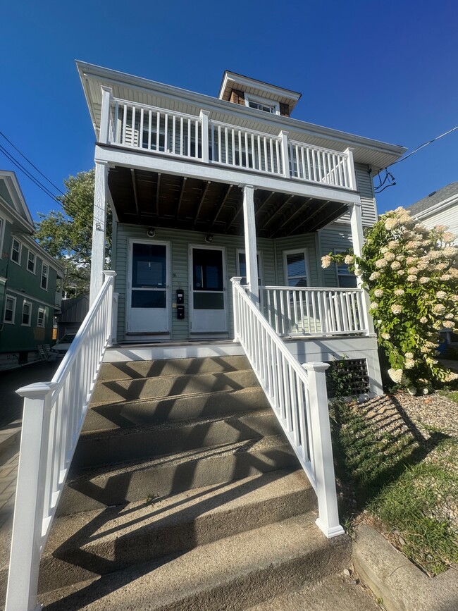 Photo - 29 Frederick Ave Unit 1