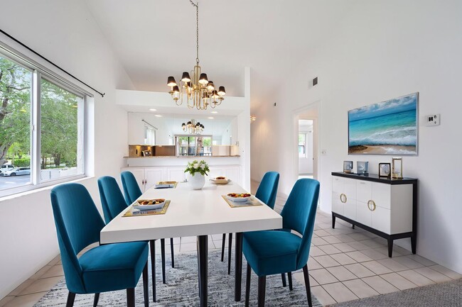 Photo - 4130 Looking Glass Ln