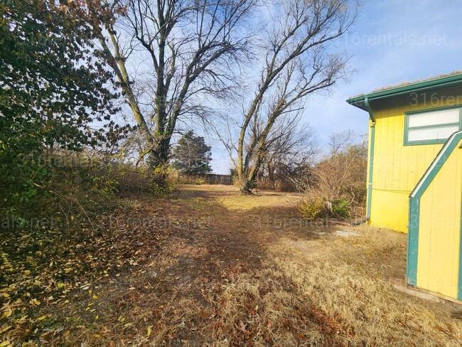 Photo - $1,795 - 3 bedroom/ 2 bathroom Single Family Home **COMING SOON**